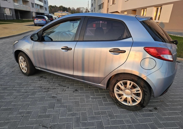 Mazda 2 cena 20000 przebieg: 225000, rok produkcji 2013 z Białystok małe 56